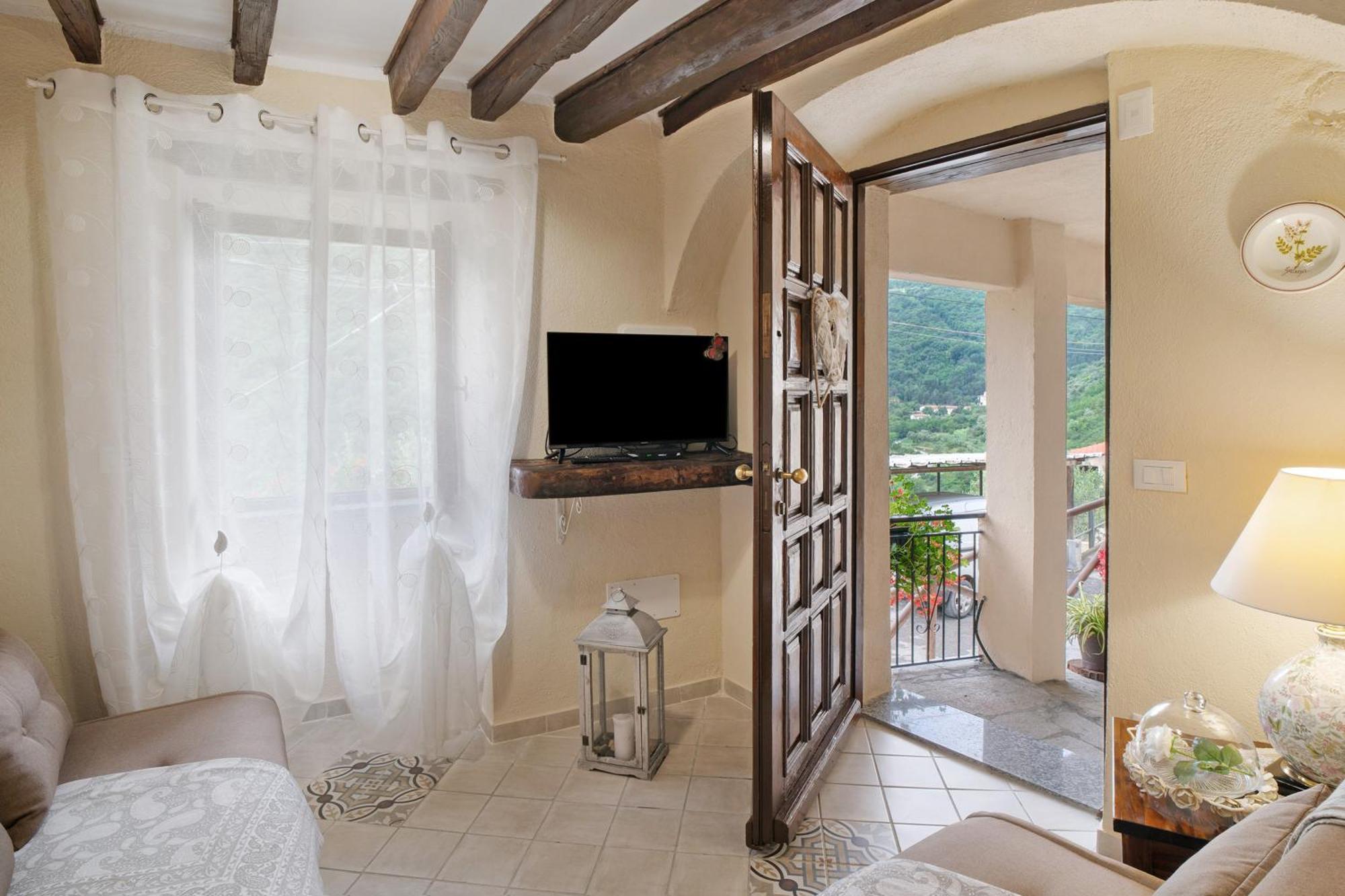 Agriturismo U' Spigu Nonna Annetta Nasino Buitenkant foto